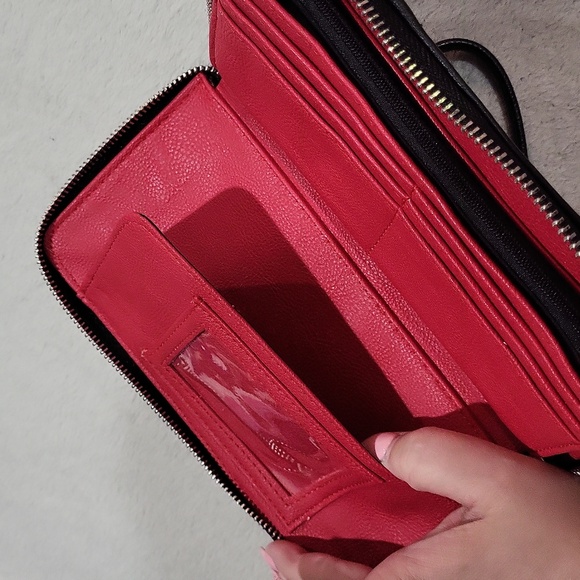 Betsey Johnson Wallet Wristlet - Picture 13 of 16